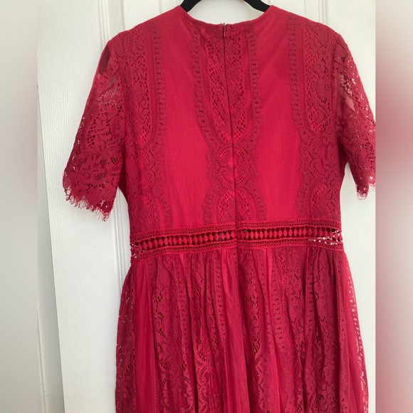 Red Boho Cut Out Lace Maxi - Picture 3 of 4